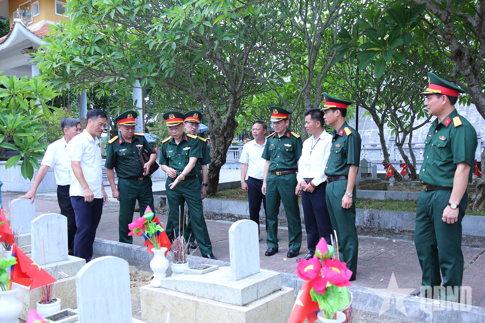 Khảo sát nâng cấp, tu bổ, tôn tạo Nghĩa trang Liệt sĩ Việt - Lào